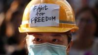 Χονγκ Κονγκ: Συμπλοκές διαδηλωτών και αστυνομίας στο διεθνές αεροδρόμιο