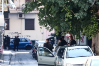 Αστυνομική επιχείρηση σε δύο υπό κατάληψη κτίρια στο κέντρο της Αθήνας