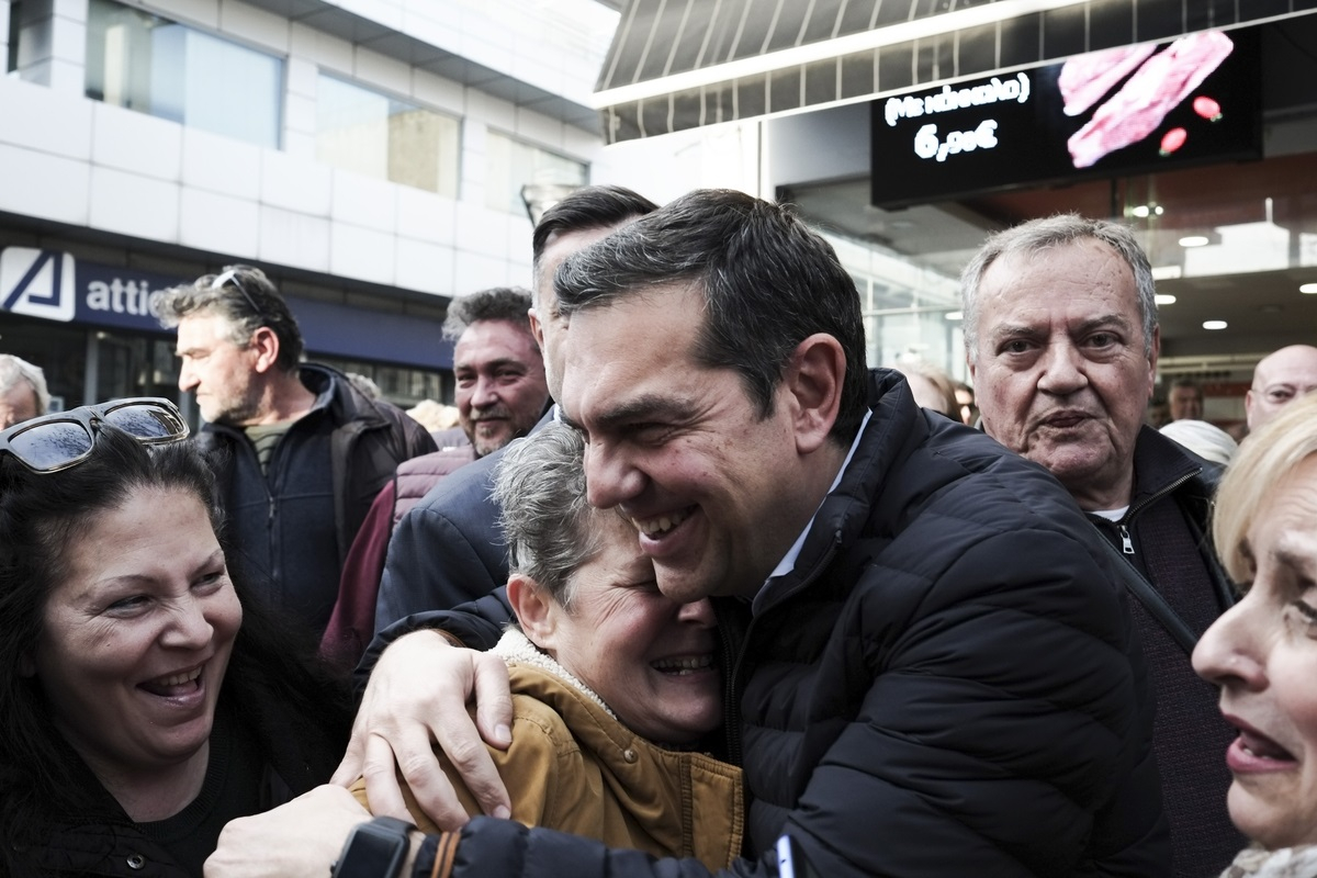 Με τον Αλέξη Τσίπρα υποψήφιο σε Δωδεκάνησα, Σέρρες και Α&#039; Πειραιά τα ψηφοδέλτια του ΣΥΡΙΖΑ - Κατατίθενται σήμερα