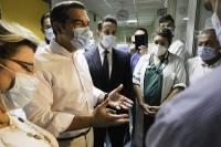 Επίσκεψη του Αλέξη Τσίπρα στο νοσοκομείο «Ευαγγελισμός» (Εικόνες)