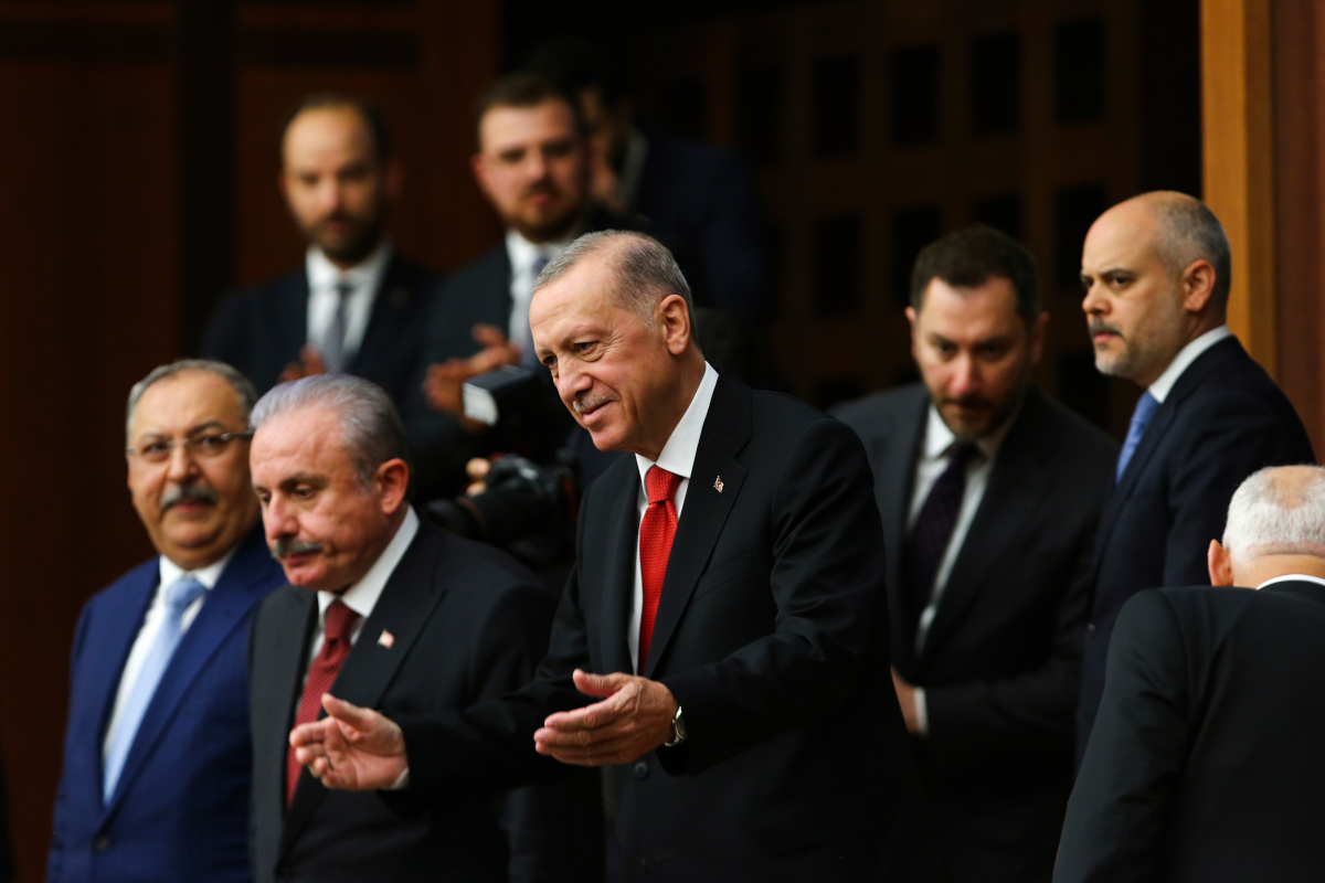 Τουρκία: Ορκίστηκαν τα μέλη της Εθνοσυνέλευσης - Χαμόγελα και κόκκινες γραβάτες (Εικόνες)