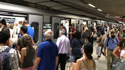 Κορονοϊός: Αυξάνονται τα δρομολόγια του μετρό από τις 31 Αυγούστου