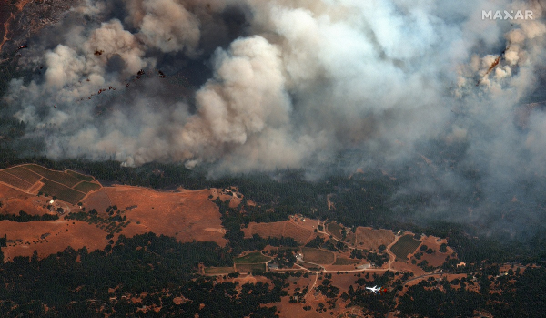 ΗΠΑ: Εκκένωση κοινοτήτων λόγω μεγάλης πυρκαγιάς