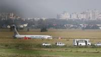 Ρωσία: Αναγκαστική προσγείωση αεροσκάφους με 23 τραυματίες (video)