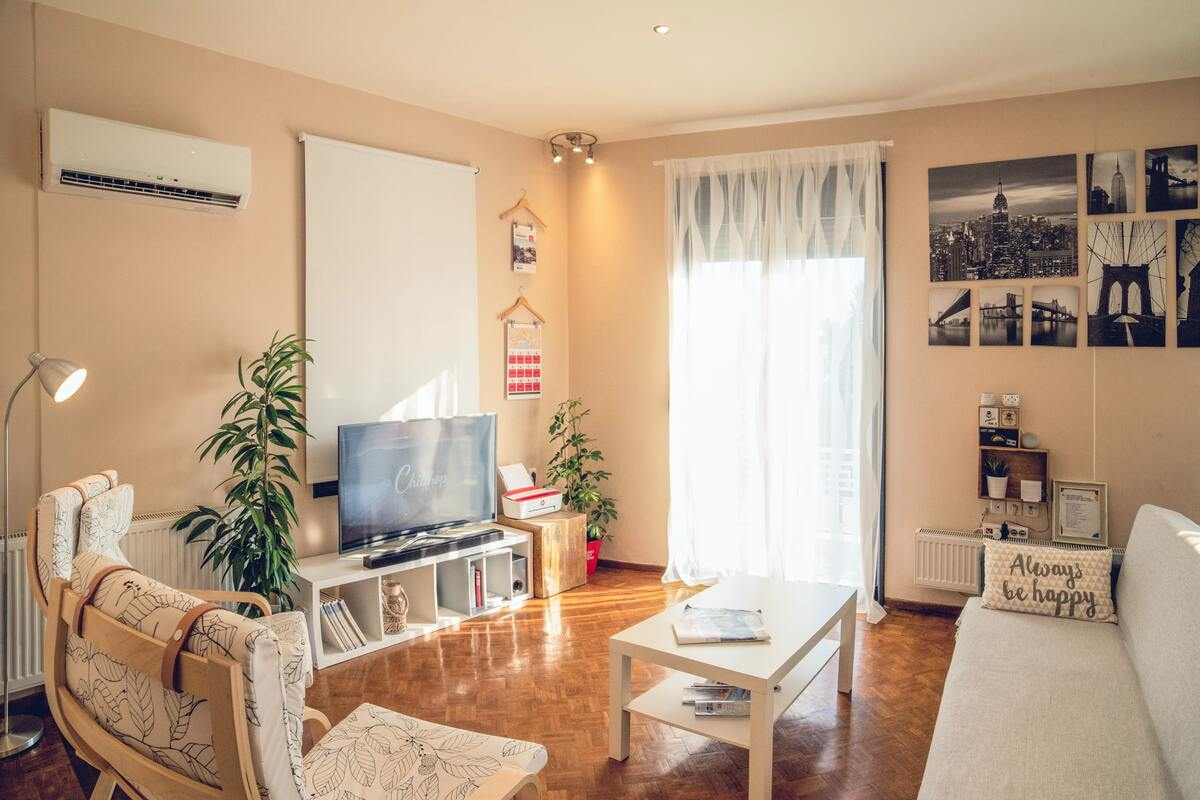 Σοκ για φοιτήτρια στη Θεσσαλονίκη: Νοίκιαζε διαμέρισμα που έκρυβε κάμερα