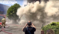 Θεσσαλονίκη: Φωτιά σε μεγάλο εμπορικό κατάστημα - Εκκενώθηκε κατάστημα παιχνιδιών (βίντεο)