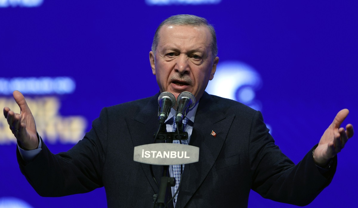 Ερντογάν: Υπερασπιζόμαστε τη «γαλάζια πατρίδα» - Από το Αιγαίο μέχρι τη Λιβύη