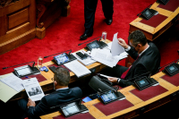 Oι ομιλίες των πολιτικών αρχηγών στη Βουλή για το νομοσχέδιο Κεραμέως
