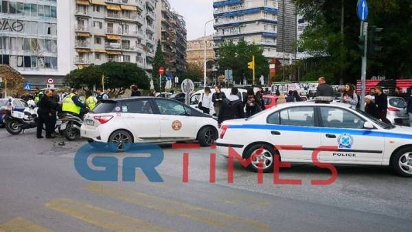 Θεσσαλονίκη: Σοβαρό τροχαίο με μηχανές - Τρεις τραυματίες (Εικόνα)