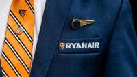 Ryanair: Απεργία ανακοίνωσαν οι Βρετανοί πιλότοι - Διαμαρτύρονται για τις εργασιακές συνθήκες