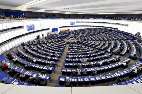 Αλλαγή ώρας: Το Ευρωκοινοβούλιο ψήφισε υπέρ της κατάργησης