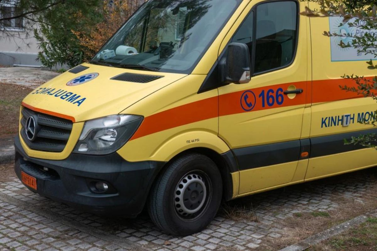Τροχαίο στο Κερατσίνι: ΙΧ παρέσυρε 6χρονο - Στο νοσοκομείο το παιδί