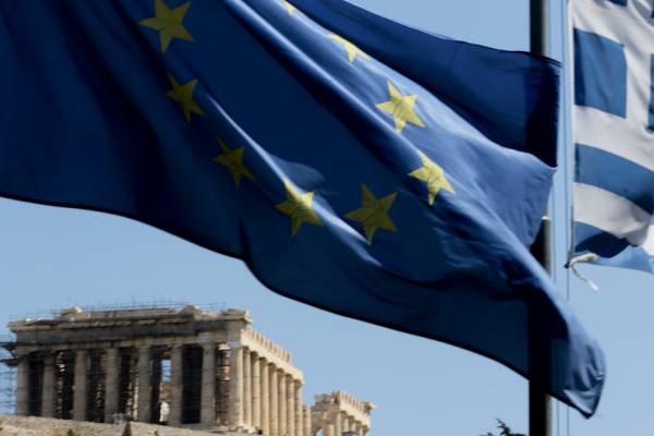 Κορονοϊός: Οι προβλέψεις για την ελληνική οικονομία από οικονομικά ινστιτούτα της Γερμανίας