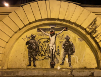 Στην Αγία Πετρούπολη εμφανίστηκε ένα γκράφιτι με τον Εσταυρωμένο και μήνυμα κατά του πολέμου