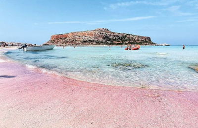 Οι ροζ παραλίες της Ελλάδας
