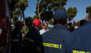 ΣΥΡΙΖΑ: Ο κ. Μητσοτάκης πήγε στην Πεντέλη με 15 συνοδευτικά και 5 θωρακισμένα