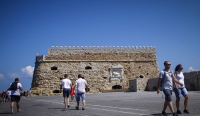 Κρήτη: Νέα «έκρηξη» κρουσμάτων