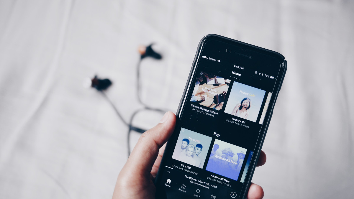 «Έπεσε» το Spotify - Τι αναφέρουν οι χρήστες