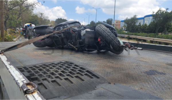 Τροχαίο στο Σχιστό: Αυτοκίνητο έπεσε πάνω σε πεζούς στο παζάρι - Οκτώ τραυματίες