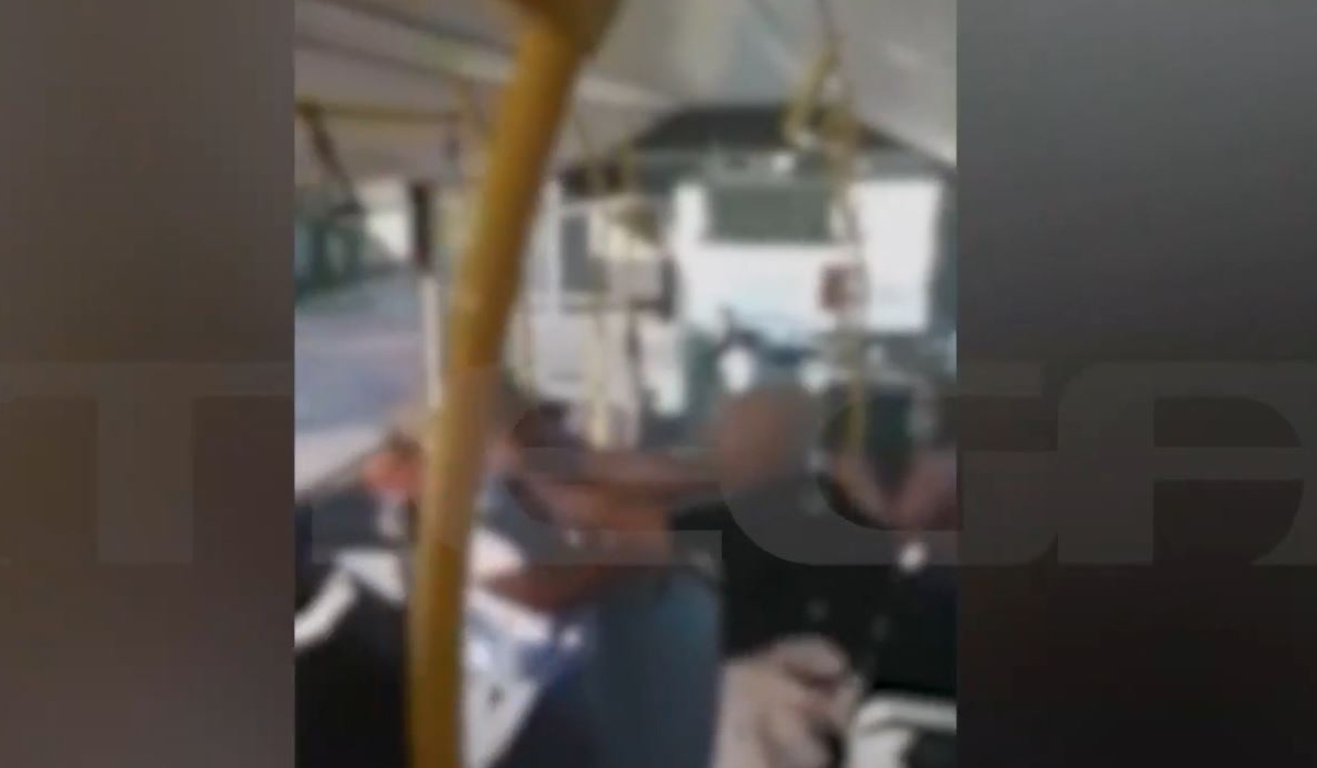 Θεσσαλονίκη: Επιβάτης πιάστηκε στα χέρια με οδηγό λεωφορείου γιατί του είπε να βάλει μάσκα