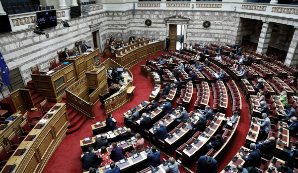 Επίθεση ΣΥΡΙΖΑ στην κυβέρνηση για τα γερμανικά τεθωρακισμένα - Το θέμα στη Βουλή