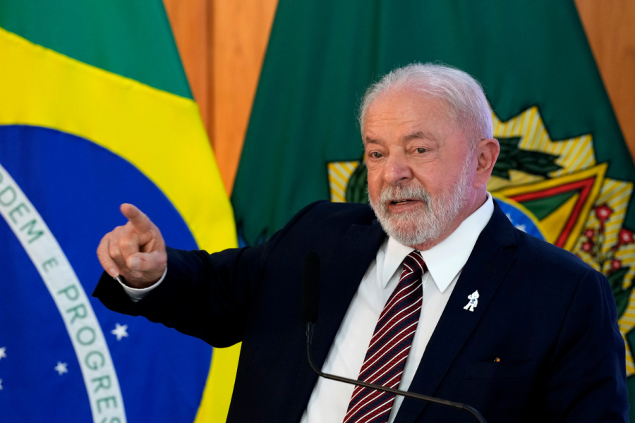 Στην Κίνα ο Λούλα για την ενίσχυση των σινοβραζιλιάνικων σχέσεων