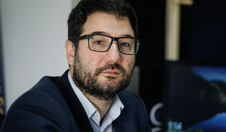 Ηλιόπουλος κατά Μητσοτάκη: Μετέτρεψε την ΕΥΠ σε παρακρατικό προσωπικό του μαγαζί