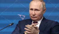 Ο διευθυντής της CIA δίνει τέλος στα σενάρια: «Ο Πούτιν είναι απόλυτα υγιής»
