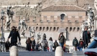 Ιταλία: «Υποφέρει» ο ιταλικός τουρισμός λόγω της μετάλλαξης Δέλτα