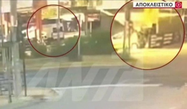 Δολοφονία στον Γέρακα: Δείτε το βίντεο ντοκουμέντο από την εκτέλεση στο βενζινάδικο