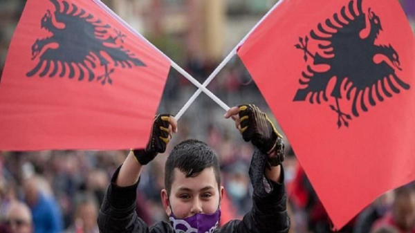 Ο Ράμα προτείνει τον Αρχηγό ΓΕΕΘΑ για Πρόεδρο της Αλβανίας