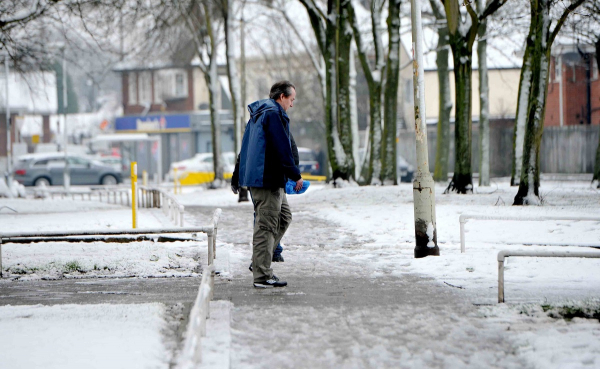 «Ο πιο δύσκολος χειμώνας»: Φόβοι για κίνδυνο θανάτων λόγω κρύου στη Βρετανία