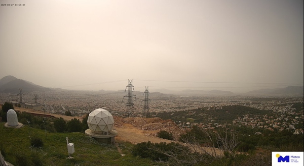 Η αφρικανική σκόνη κάλυψε την χώρα: Κρήτη και Αθήνα θυμίζουν Σαχάρα (Εικόνες)