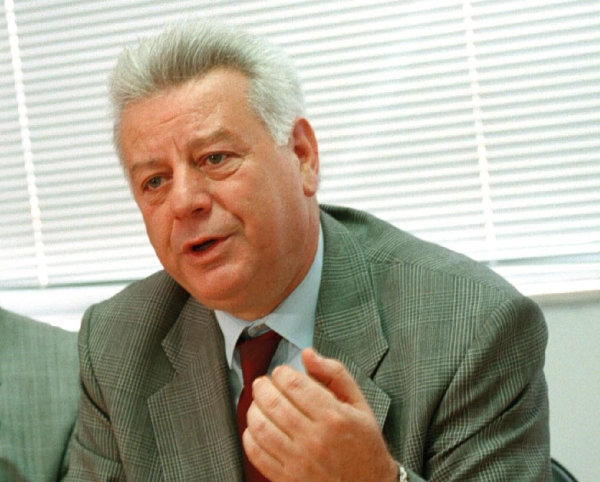 Πέθανε σε ηλικία 78 ετών ο πρώην υπουργός του ΠΑΣΟΚ Θόδωρος Κοτσώνης