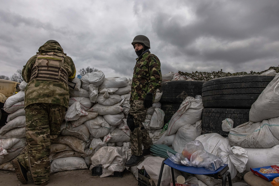 Νέα προσπάθεια απομάκρυνσης αμάχων από τη φρίκη του πολέμου σε Κίεβο, Χάρκοβο, Μαριούπολη