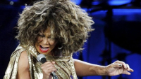 Tina Turner: Η αγάπη της για την γιόγκα και τις αγορές - Όσα έκανε τους τελευταίους μήνες