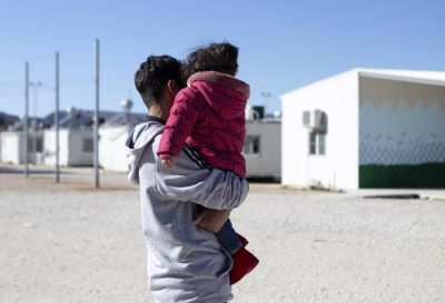 Daily Telegraph: Η Βρετανία σχεδιάζει κέντρα παρόμοια με της Ελλάδας για τους αιτούντες άσυλο