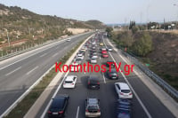 Κίνηση με ουρά χιλιομέτρων στην Αθηνών - Κορίνθου λόγω σοβαρού τροχαίου