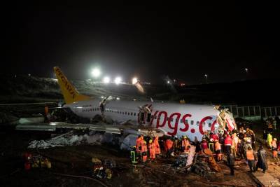 Κωνσταντινούπολη: Τρεις νεκροί και 179 τραυματίες στο αεροπορικό δυστύχημα