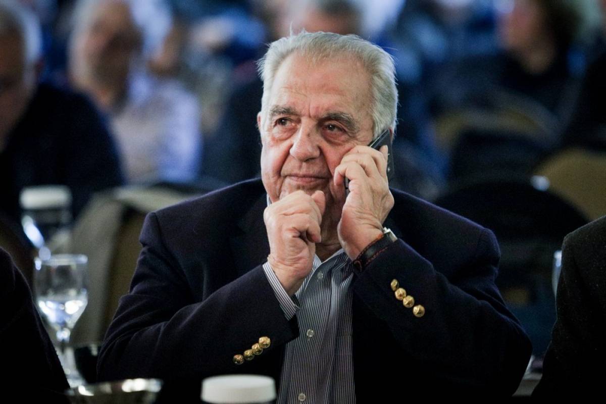 Φλαμπουράρης: Τα θέματα στον ΣΥΡΙΖΑ είναι λυμένα - Ο Τσίπρας έδινε και δίνει προστιθέμενη αξία
