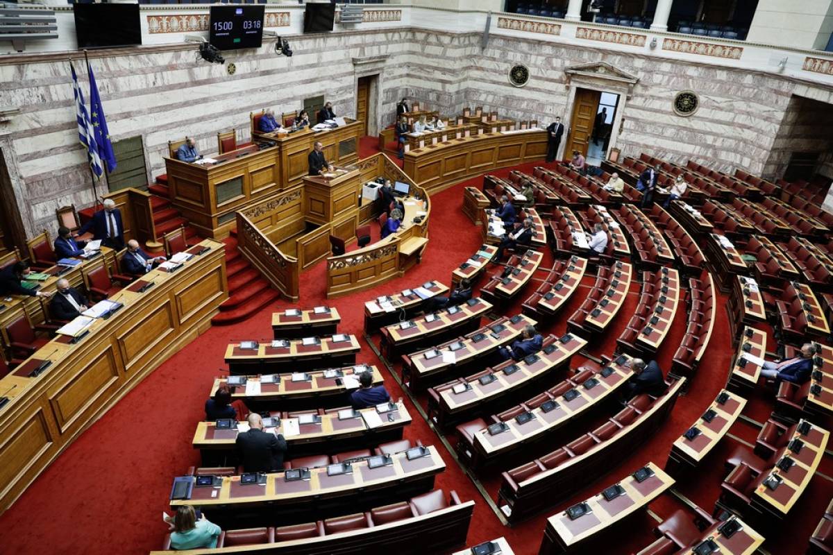 Ονομαστική ψηφοφορία για τις ιδιωτικοποιήσεις στα δίκτυα ενέργειας ζητά ο ΣΥΡΙΖΑ