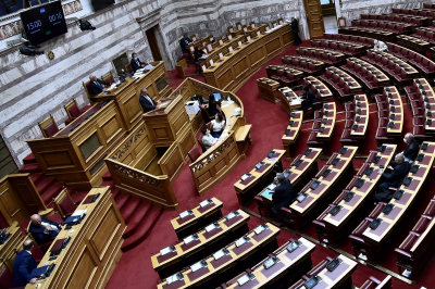 Αντιπαράθεση Σκανδαλίδη-Χαρακόπουλου για τον εκλογικό νόμο