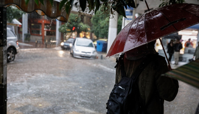 Meteo: Πού θα «χτυπήσει» η κακοκαιρία το Σάββατο με βροχές και καταιγίδες