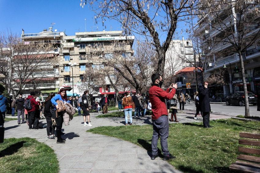 Σεισμός στη Θεσσαλία: Εγκλωβισμένος άνδρας στο Μεσοχώρι Ελασσόνας