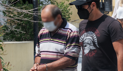 Αλεποχώρι: Δίωξη για απόπειρα ανθρωποκτονίας κατά συρροή στον 70χρονο που πυροβόλησε ανήλικους