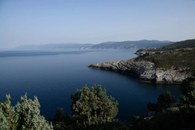 Voucher διακοπών 300 ευρώ: Ξεκινούν οι αιτήσεις για το Evia - Samos Pass