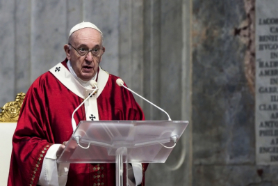 Πάπας Φραγκίσκος: «Ναι» στην άρση της πατέντας των εμβολίων