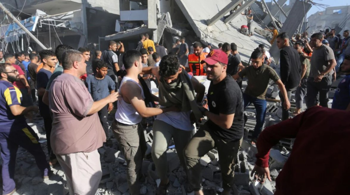 Αναζητούν επιζώντες στα ερείπια στη Γάζα - Συγκλονίζει βίντεο του Al Jazeera