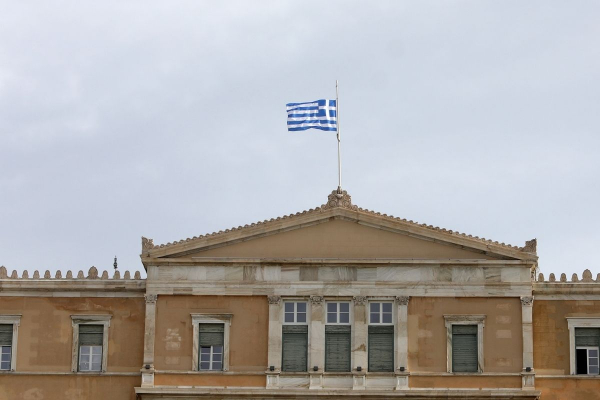 Μήνυμα κινδύνου: Στο 2,55% «απογειώθηκαν» τα ελληνικά ομόλογα