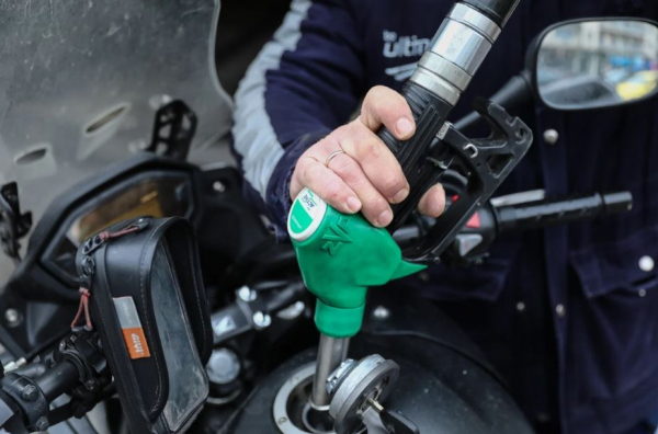 Τέλος τα Fuel Pass - «Δεν είναι προτεραιότητα της κυβέρνησης» λέει ο Χρήστος Σταϊκούρας